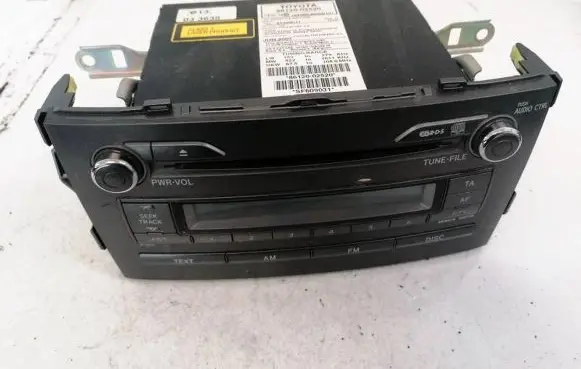 Toyota Auris 150 Radio/CD/DVD/GPS head unit 8612002520 86120-02520