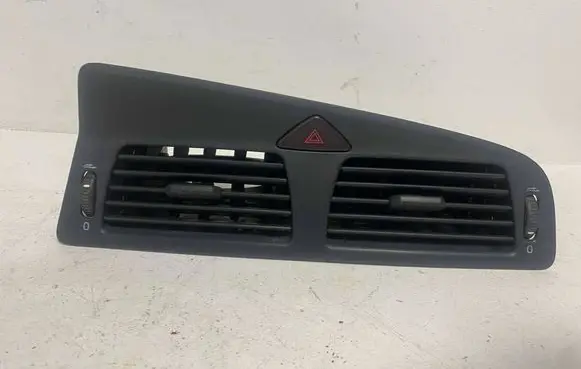 Volvo V70 Dash center air vent grill 3409374