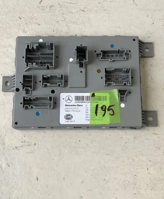 Mercedes-Benz C W205 SAM control unit 5DK01077571