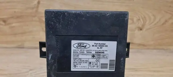 Ford Focus Comfort/convenience module 98AG15K600D