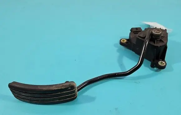 Renault Megane II Accelerator throttle pedal 8200153268 IMPRK1604043