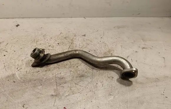 Coolant pipe/hose