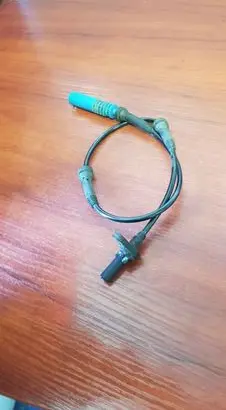 BMW 6 E63 E64 ABS brake wheel speed sensor 6771702
