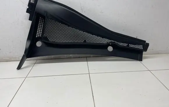 Citroen C3 Wiper trim 9811934477