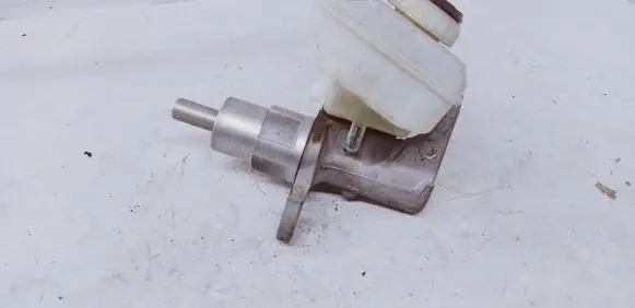 Audi A4 S4 B8 8K Master brake cylinder 8K0611301A