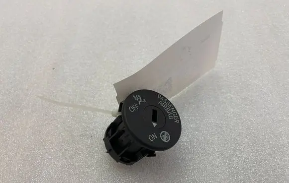 Passenger airbag on/off switch
