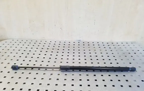 Volkswagen PASSAT B8 Tailgate/trunk strut/damper 3G9827550B
