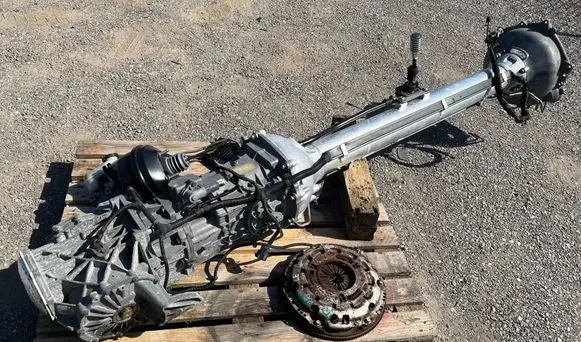 Manual 6 speed gearbox