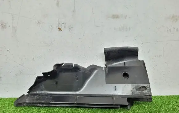 Mercedes-Benz Sprinter W907 W910 Intercooler air guide/duct channel a9075050400