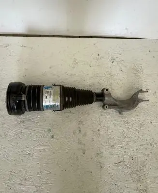 Audi Q7 4M Front shock absorber/damper