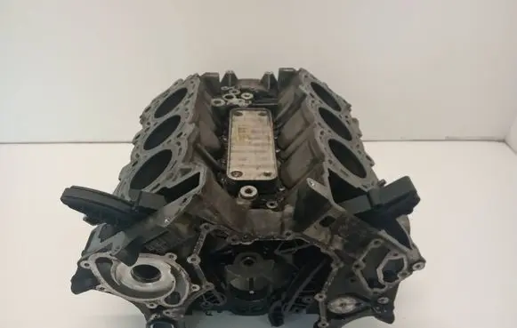 Mercedes-Benz S W222 Engine block R6420706