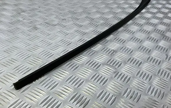 Seat Leon (5F) Windshield trim 5F0854320E
