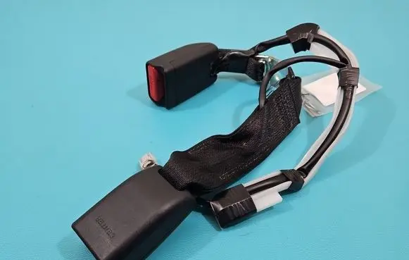 Lexus IS III XE30 Rear seatbelt IMPRK1501854