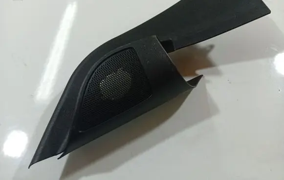 Ford Focus Side speaker trim/cover 4M51A23409AH