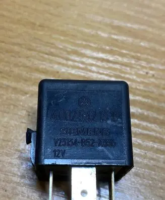 Mercedes-Benz SL R129 Other relay 0025421319
