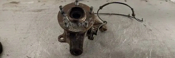 Nissan Primera Front wheel hub spindle knuckle