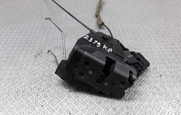 Mazda 3 I Front door lock 3N6AA21813KP