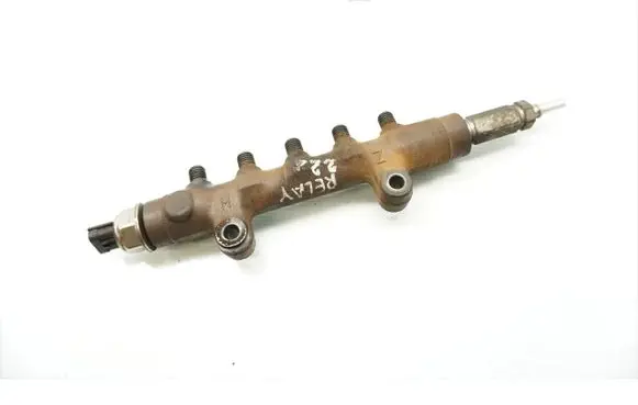 Fuel main line pipe