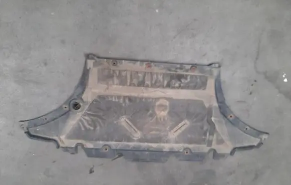 Audi A4 Allroad B8 Engine splash shield/under tray
