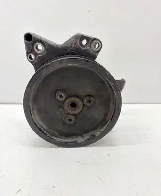 BMW 5 E60 E61 Power steering pump 7697974102 676095503R
