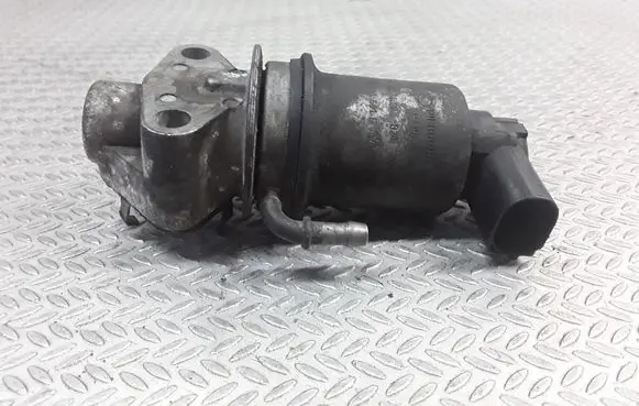 Audi A3 S3 8L EGR valve 06A131501F 72257402
