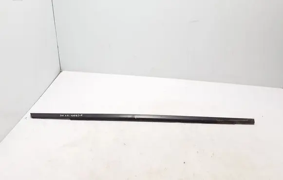 Nissan X-Trail T33 Rear door trim (molding) 828207RA0A