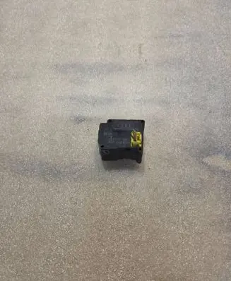 Audi A8 S8 D2 4D Air flap motor/actuator 0637005001 4D0820511A