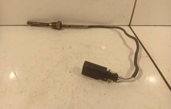 Audi A5 Sportback 8TA Exhaust gas temperature sensor 03L906088D
