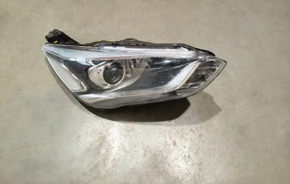 Ford C-MAX II Headlight/headlamp F1CB13D152AF
