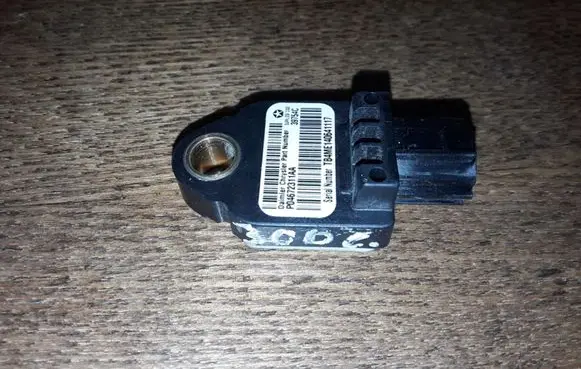 Dodge Caliber Airbag deployment crash/impact sensor P04672311AA