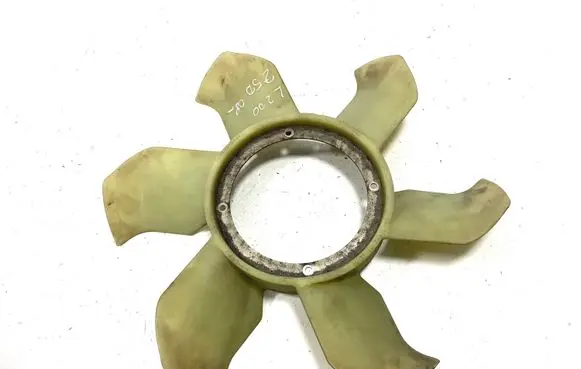 Mitsubishi L200 Fan impeller 46041 1320A015