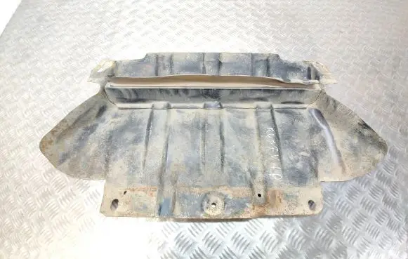 Isuzu D-Max Engine splash shield/under tray