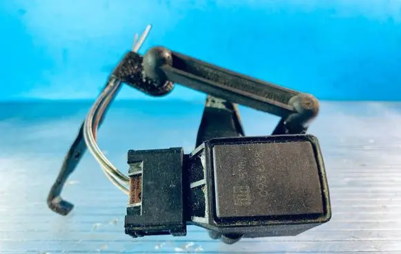 Mini One - Cooper R50 - 53 Headlight/headlamp level sensor 1093698