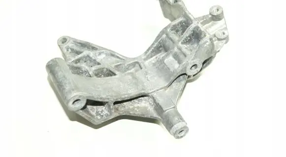 Audi Q7 4M Engine mounting bracket 057903143D