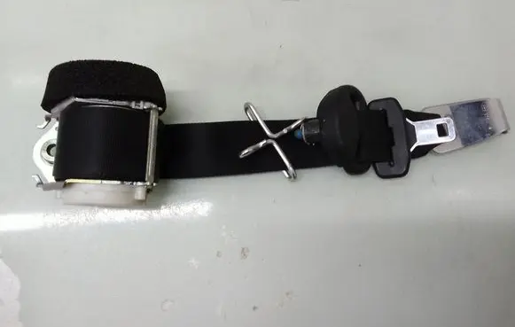 Ford Galaxy Third row seat belt 