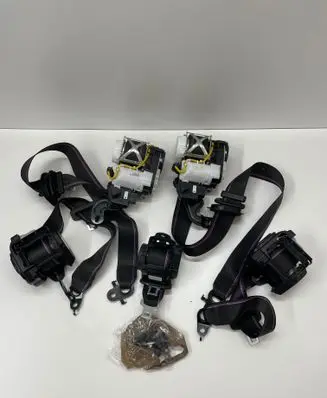 BMW M5 F90 Set of seat belts 8091963 8091966 8092486