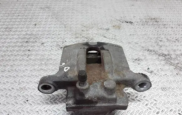 Mitsubishi Lancer X Rear brake caliper