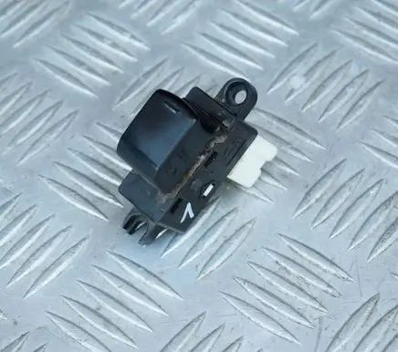 Subaru Forester SH Electric window control switch 9Y09Z