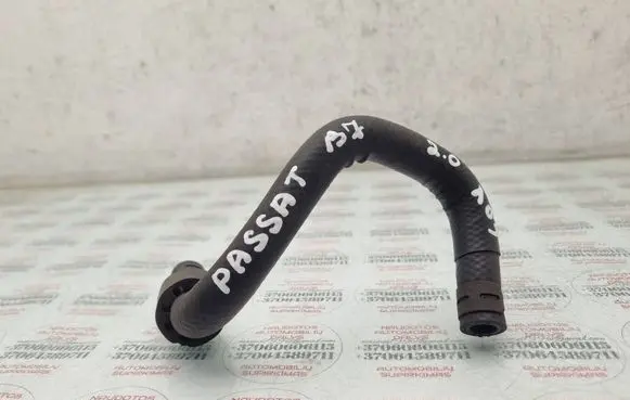 Volkswagen PASSAT B7 Fuel line pipe 