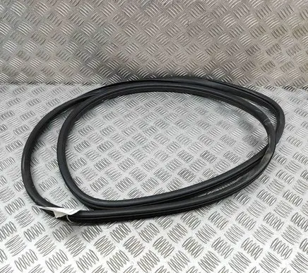 Rubber seal rear door