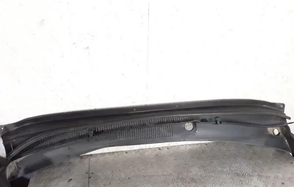 Hyundai Santa Fe Wiper trim 861502B010