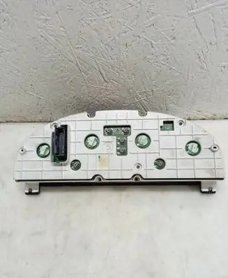 Speedometer (instrument cluster)