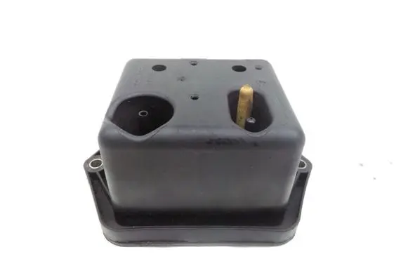 Vacuum air tank