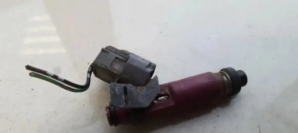 Mazda 3 I Fuel injector 1955003310 195500-3310