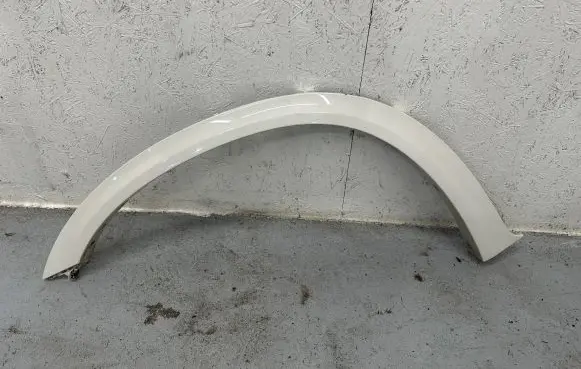 BMW X5M E70 Front arch trim 7206655 51777206655 51657206653