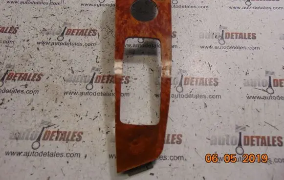 Mercedes-Benz S W220 Front door window switch trim A2207271648