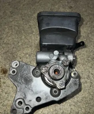 BMW 3 E46 Power steering pump 6756575 7692974519