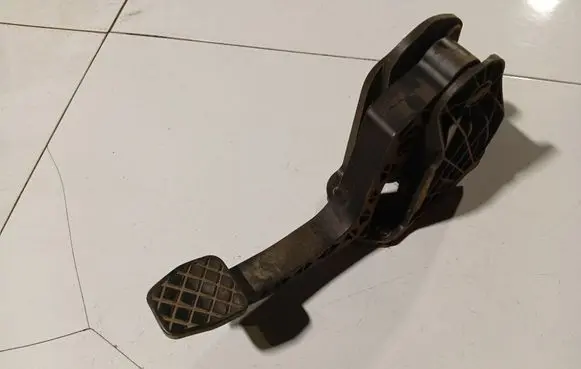 Seat Altea Clutch pedal 1K1721059BA