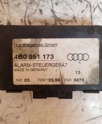 Audi A6 S6 C5 4B Alarm control unit/module 4B0951173