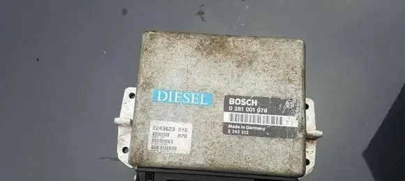 BMW 5 E34 Engine control unit/module 2242212